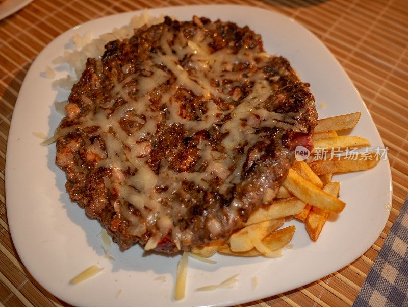 烤肉- Pljeskavice